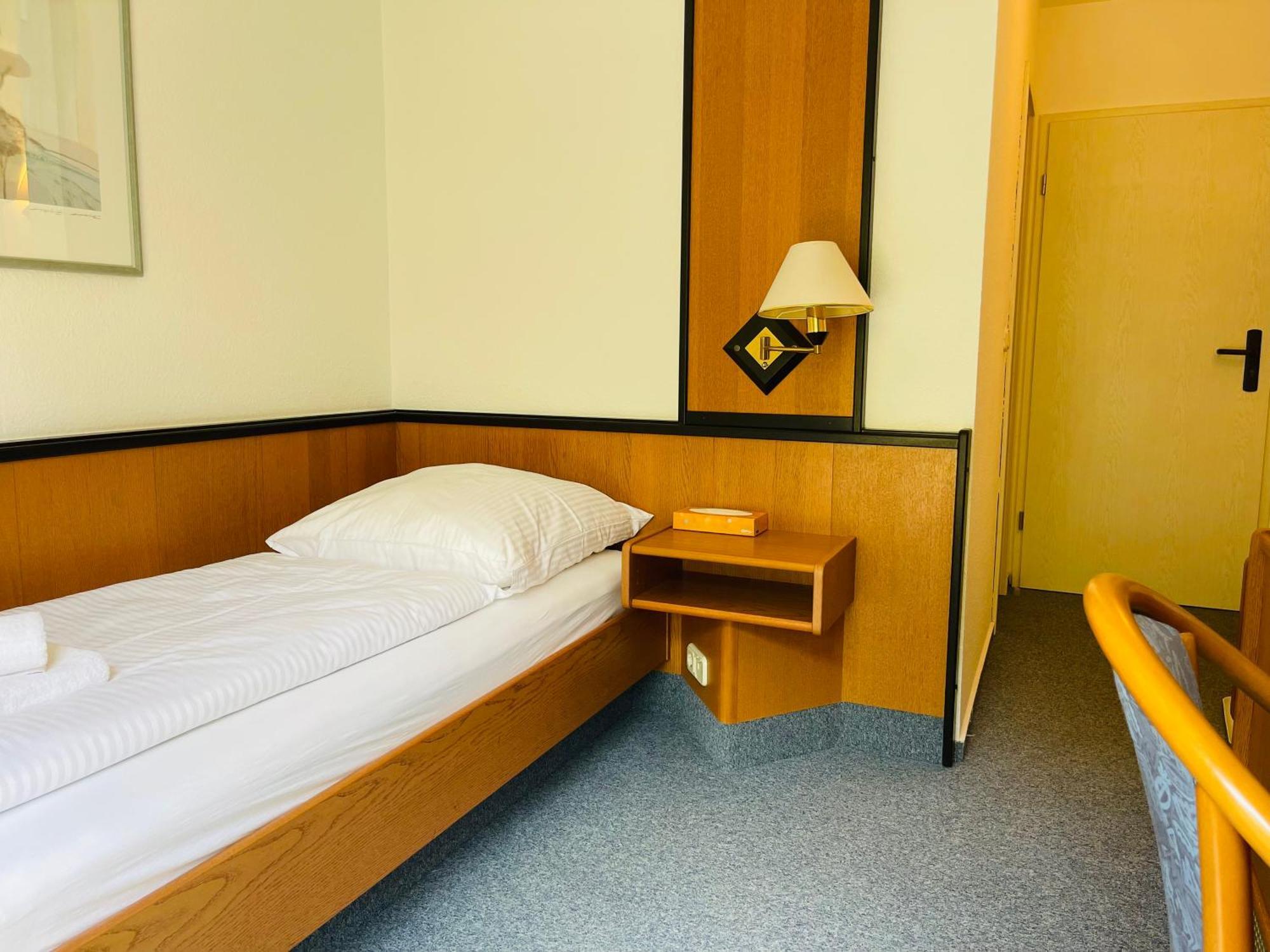 Hotel Zur Eiche 3*
